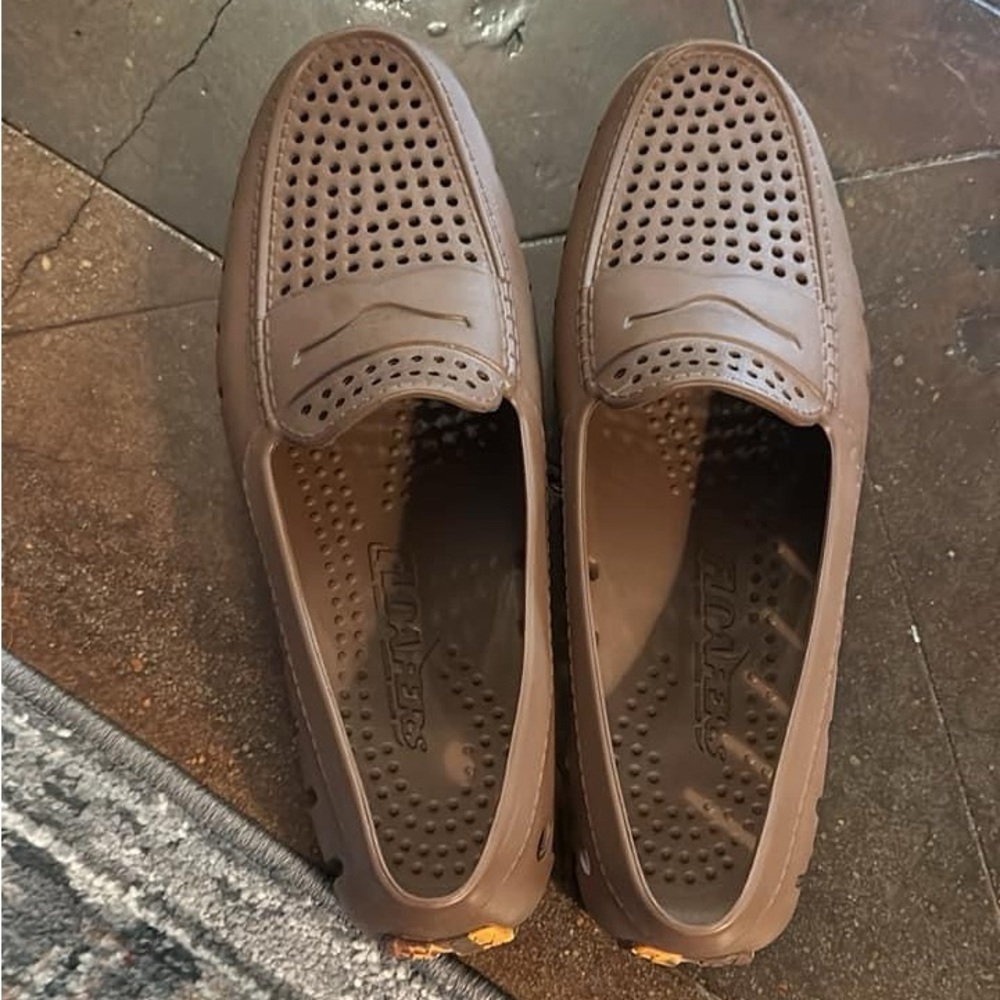 Floafers never worn, son grew too fast. Size 13 men